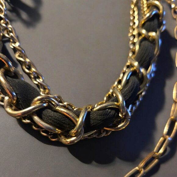 18 inch, Vintage Wrapped Black Lace Multi Chains Multi-Strand Necklace - Picture 3 of 3